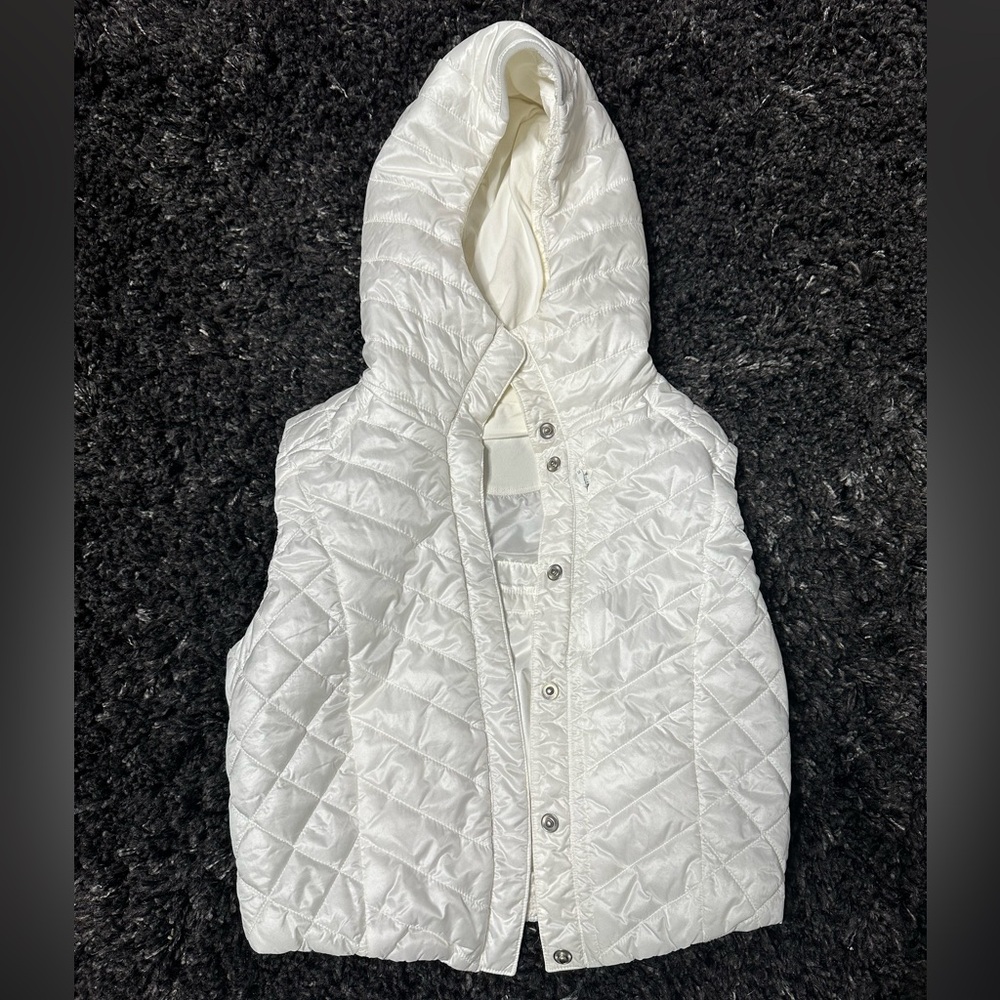 Lululemon glacier vest